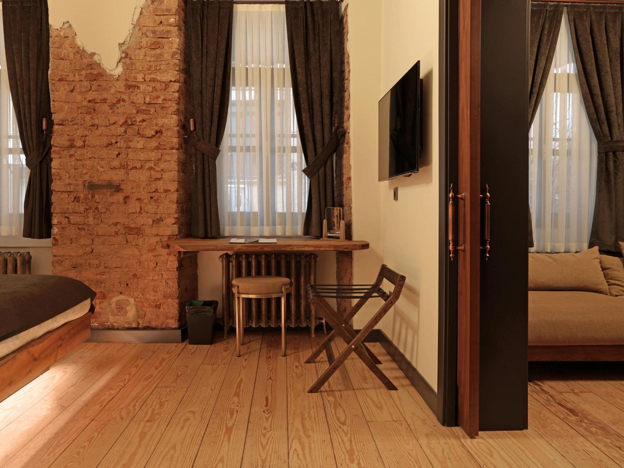 Hotel Impera - Special Category