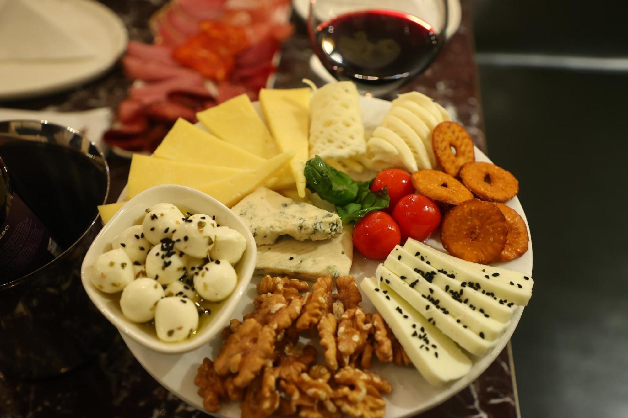 Hotel Impera - Special Category *